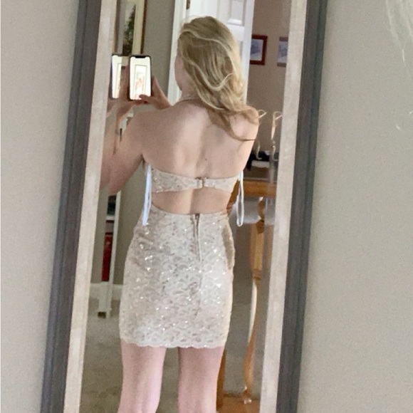 Sparky Gold homecoming/fancy dress - Picture 2 of 5